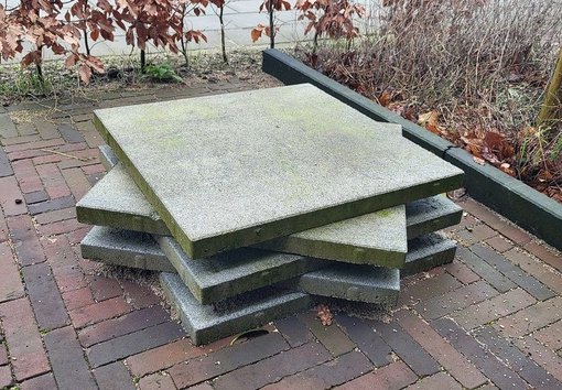 Tegels in de tuin
